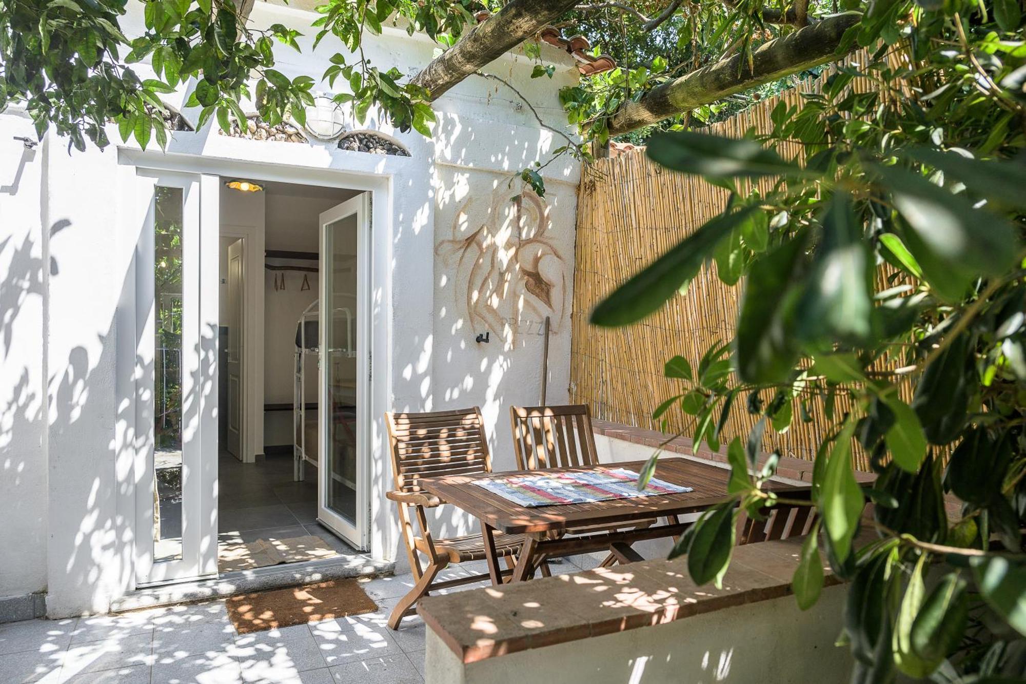 Aparthotel La Rosa Dei Venti Procida Exterior foto